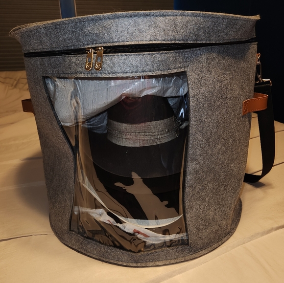 Womens White Hat - Picture 6 of 6